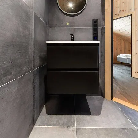 The - Panorama Lampeland