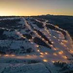 The - Panorama Chalet Lampeland